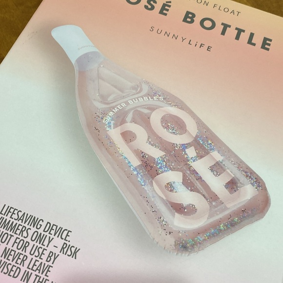 COPY - COPY - NWOT.  SunnyLife, Rose’ bottle, pool float. - Picture 3 of 12
